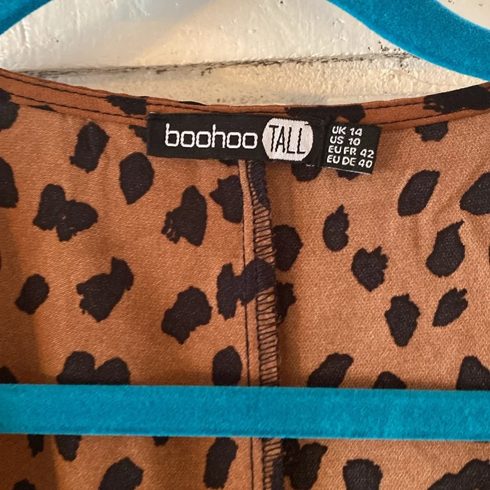 Boohoo TALL LEOPARD PRINT MAXI DRESS - Picture 4 of 8